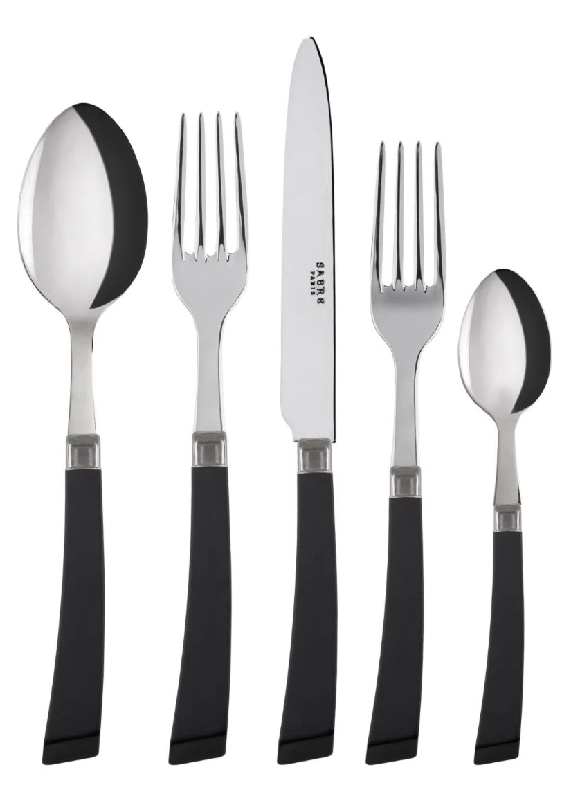 Numero 1 | Dark Wood - Sabre - bluecashew kitchen homestead