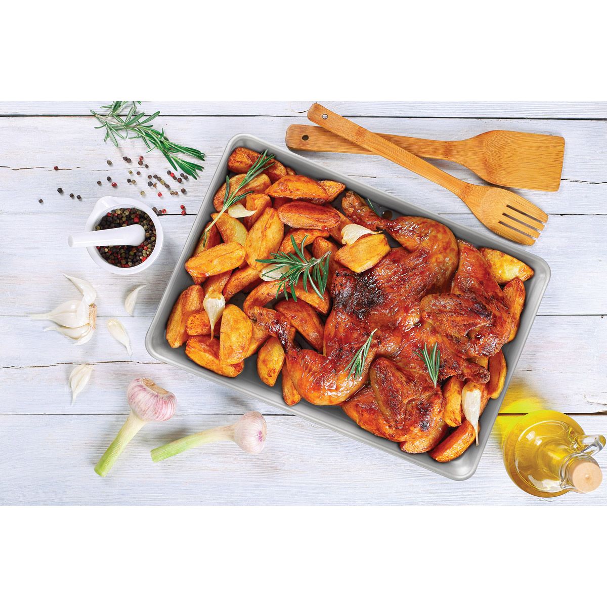 Quarter Sheet Pan - Harold Import Company - Bluecashew Kitchen Homestead