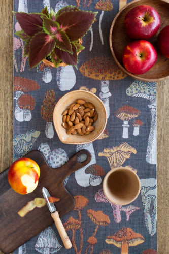Svamprik Tablerunner - Ekelund - Bluecashew Kitchen Homestead