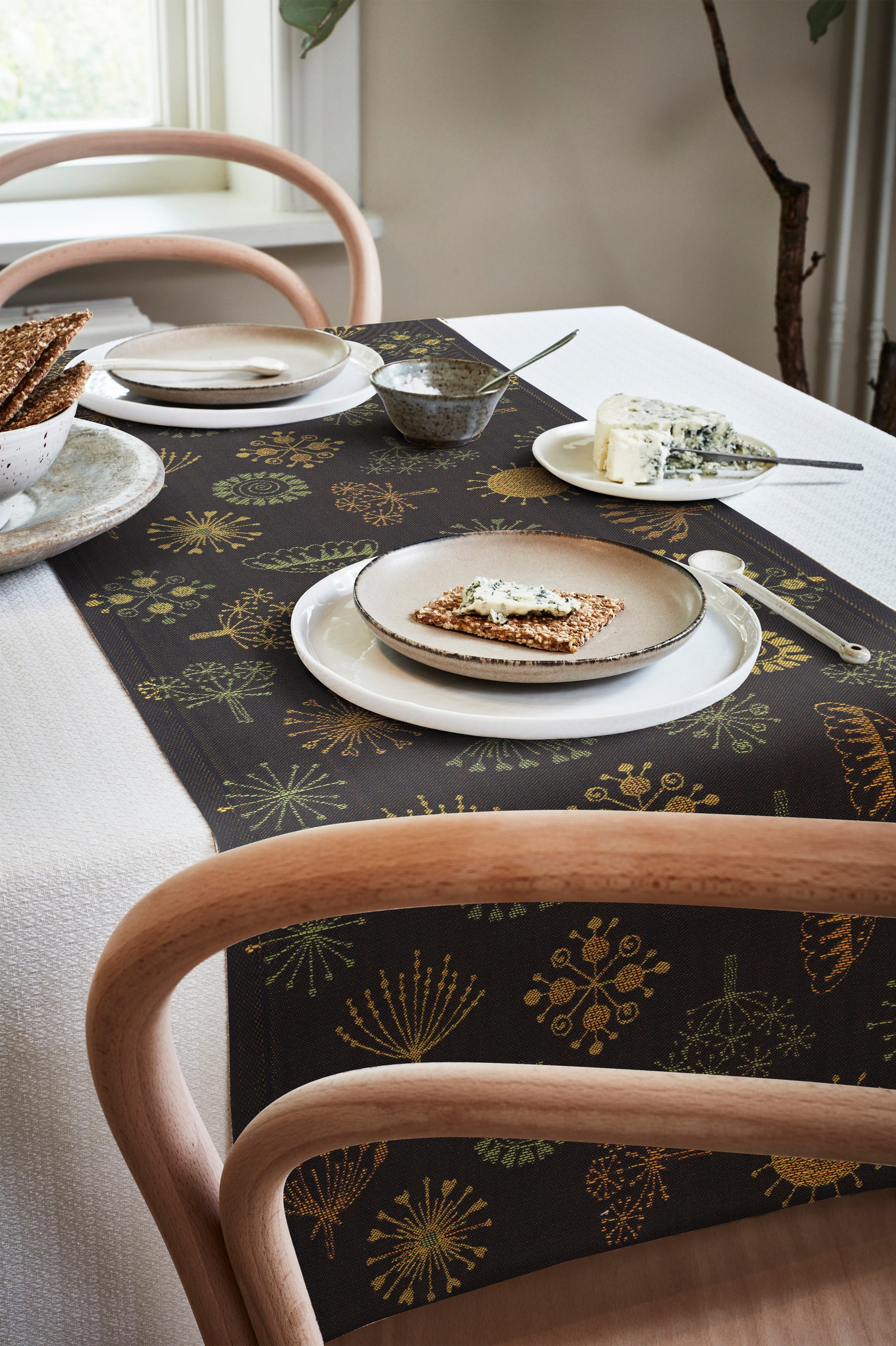 Eternell Table Runner - Ekelund - Bluecashew Kitchen Homestead