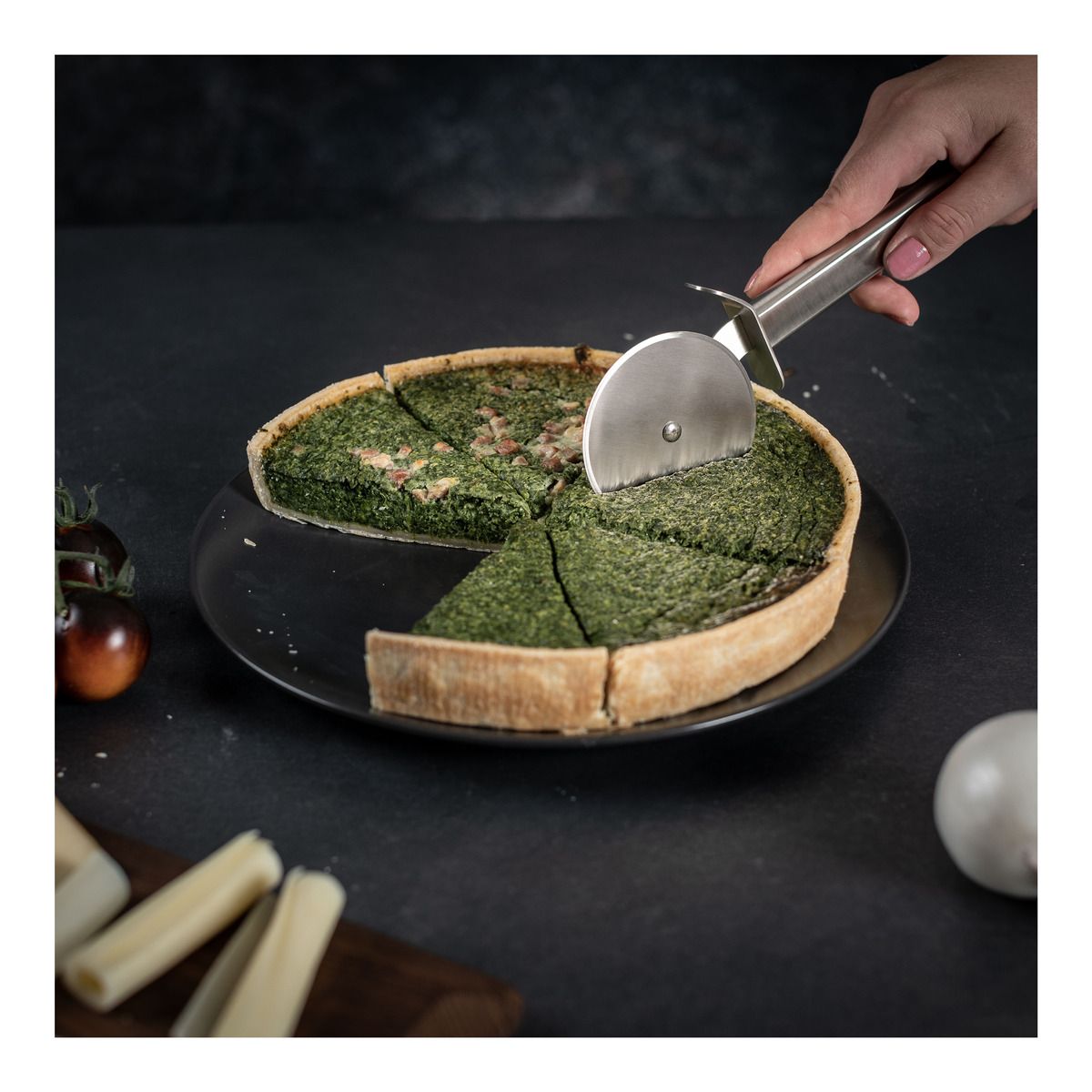 Essential Pizza Cutter - Kuhn Rikon - bluecashew kitchen homestead