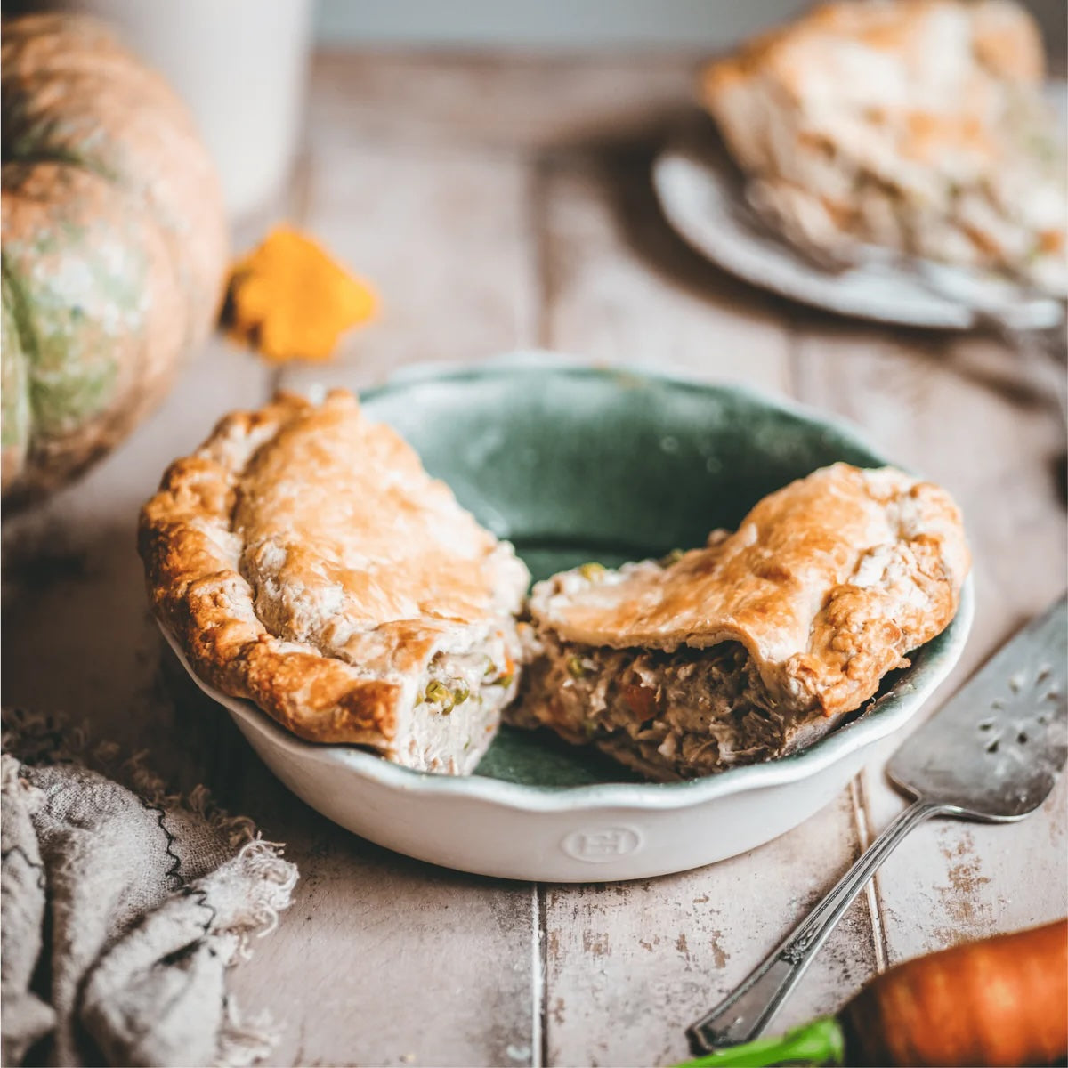 175th Anniversary Pie Dish | Green + Ivory