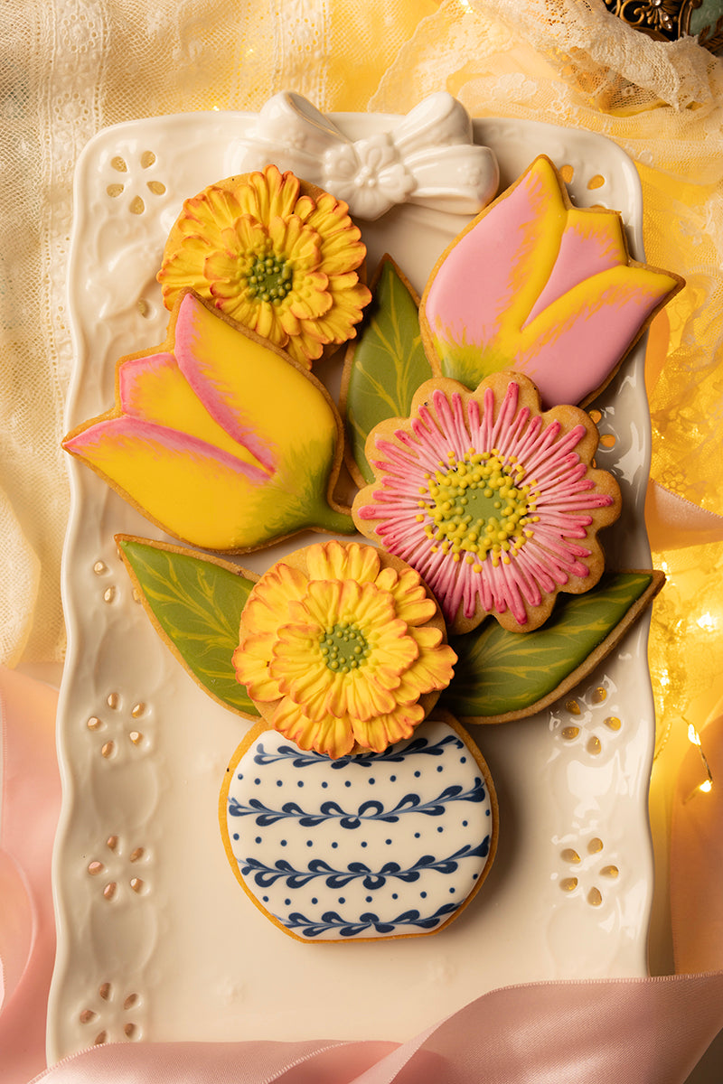 Cookie Decorating with Amber Spiegel: Mother's Day Bouquets | Sunday 05.03.26 @ 2pm - Kitchen Workshops - bluecashew kitchen homestead
