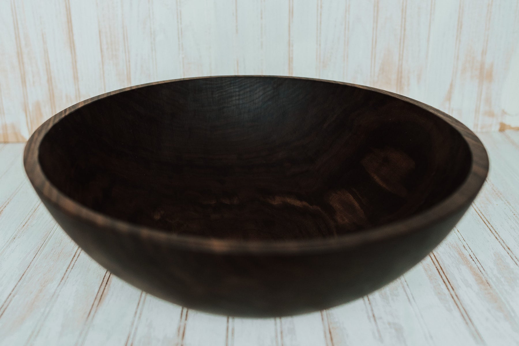 15" Walnut Bowl with Bee's Oil Finish - Holland Bowl Mill - Bluecashew Kitchen Homestead